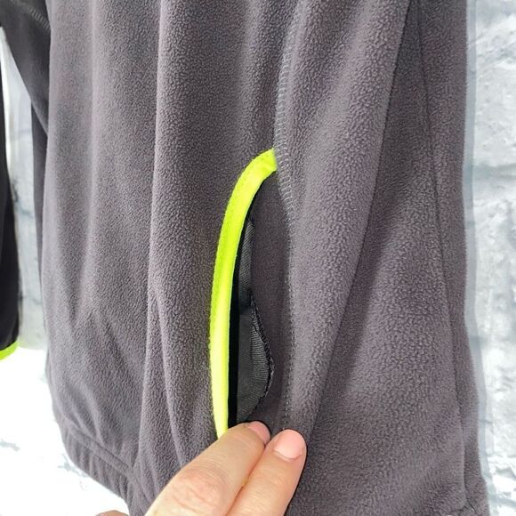 Under armour 1/4 zip Longsleeve fleece pullover w/front pockets grey sz 6 boys - Picture 3 of 7